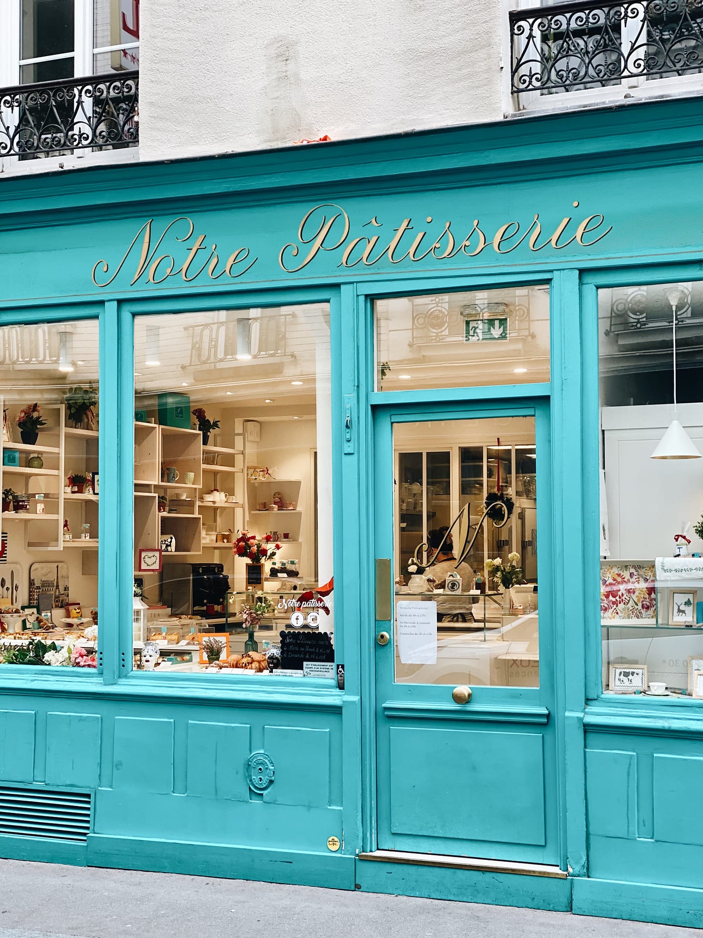 Guide To Paris In The Summer Time